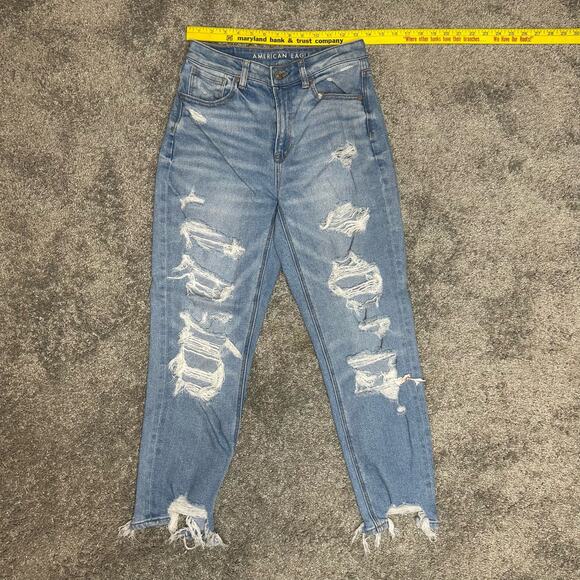 American Eagle Mom Jean Size 2 SHORT Distressed Faded Pants Ripped - Picture 1 of 7
